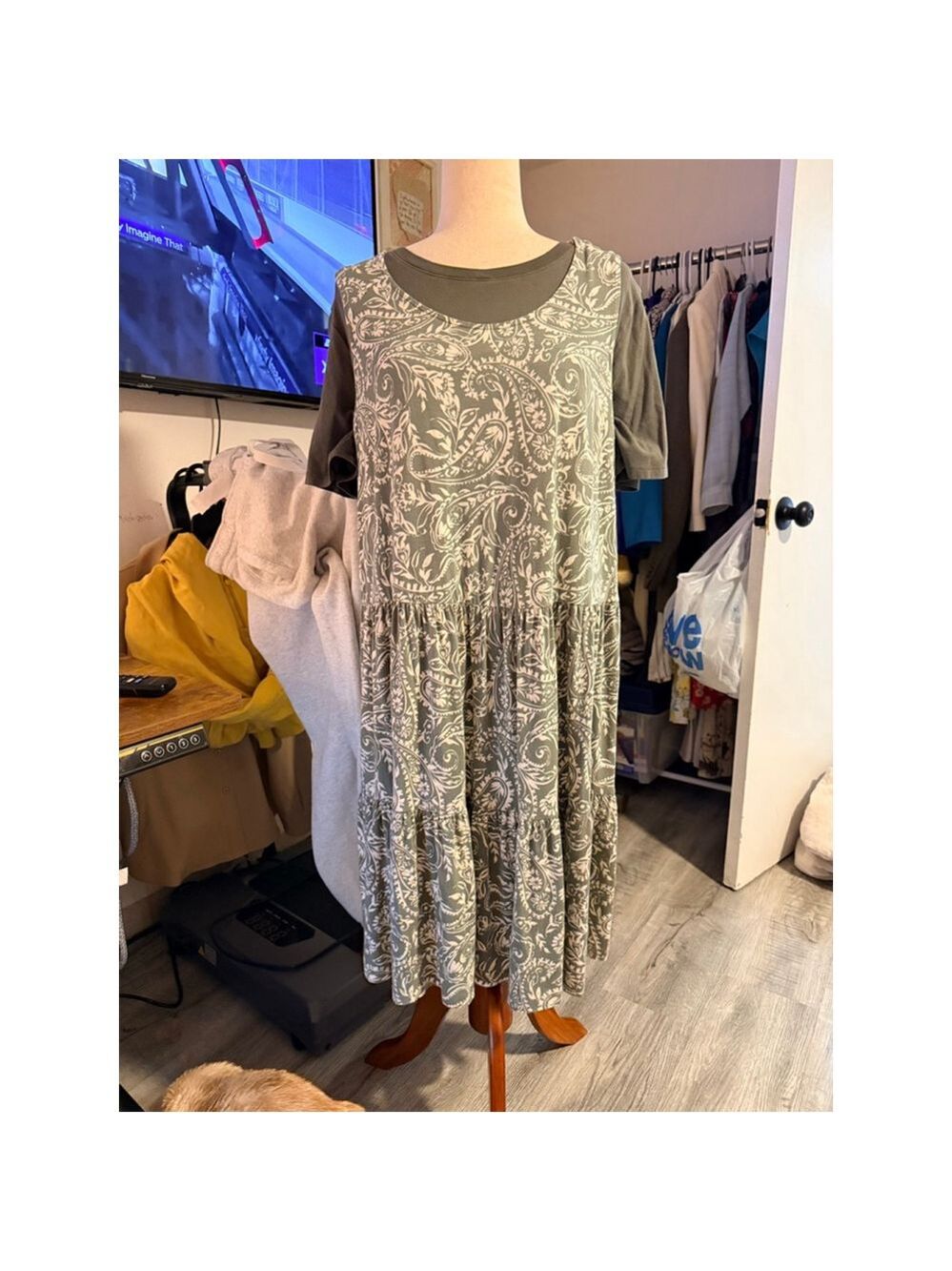 Green summer dress(1x) sleeveless and short sleeve green shirt(1x)